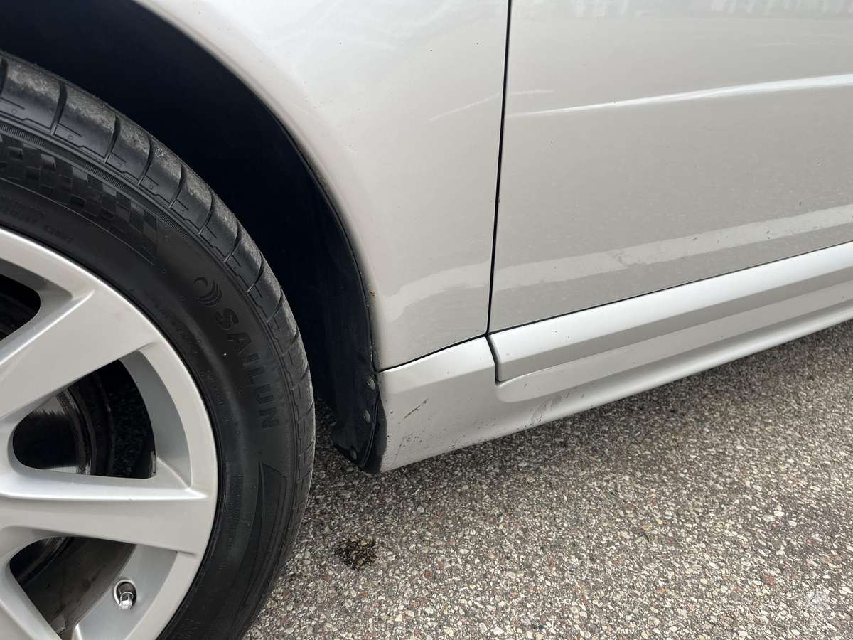 Volvo S80, 2.4 l., Седан