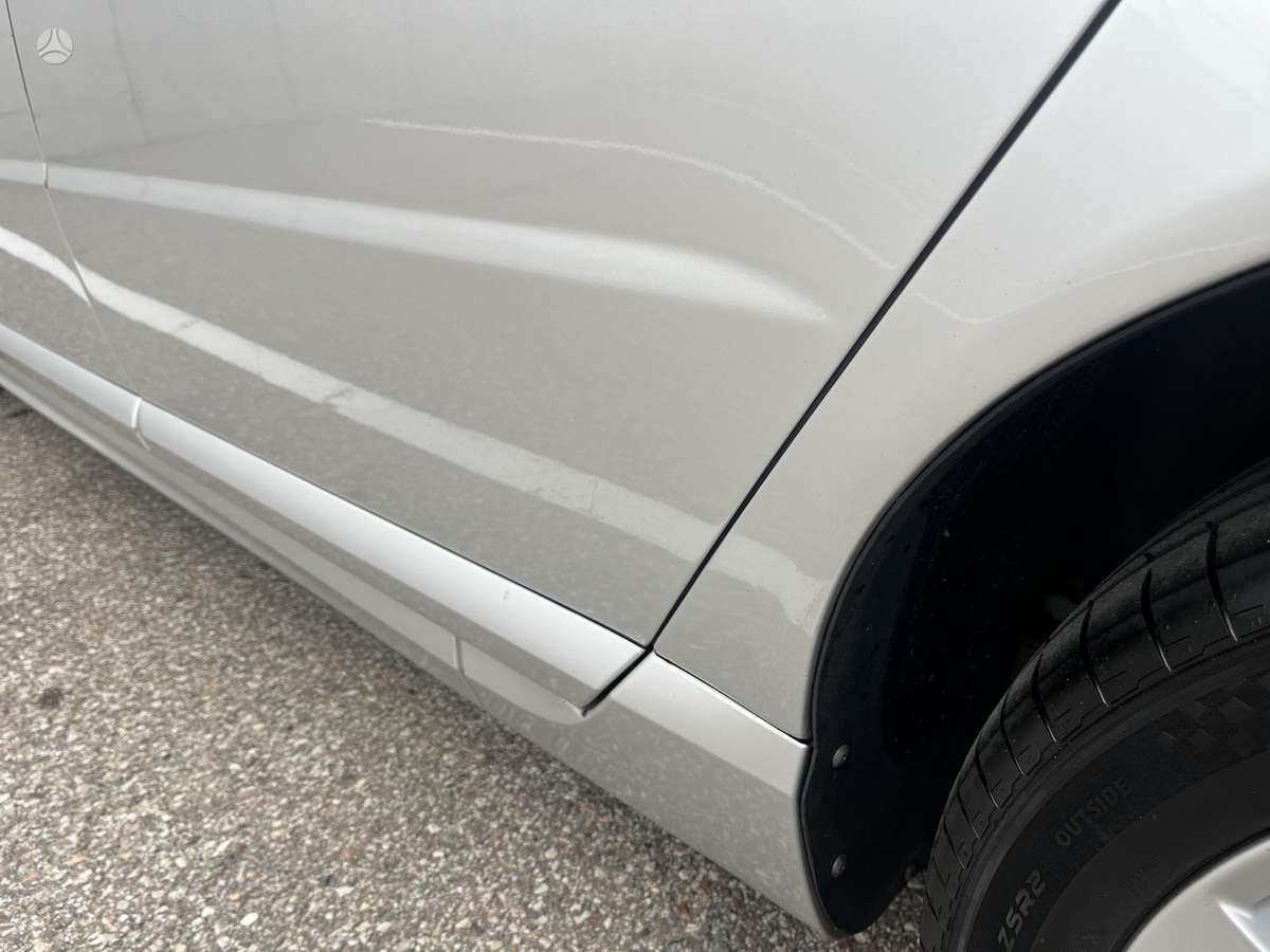 Volvo S80, 2.4 l., Седан