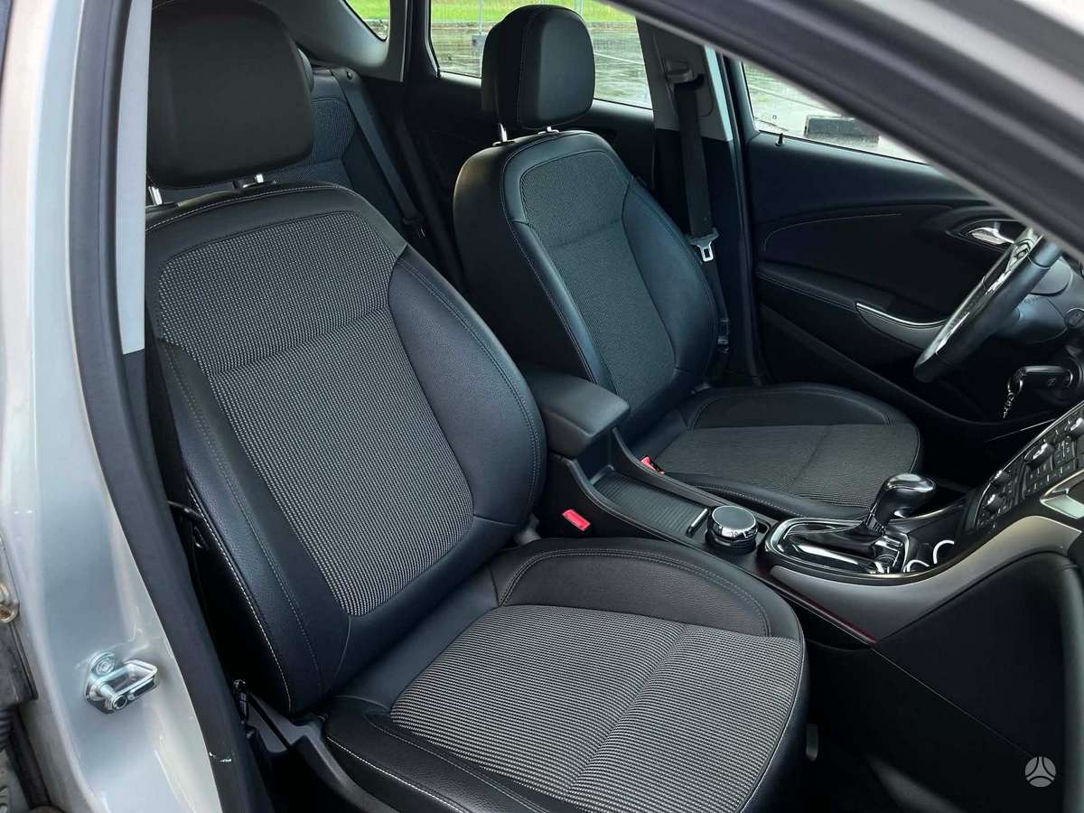 Opel Astra, 1.6 l., hatchback