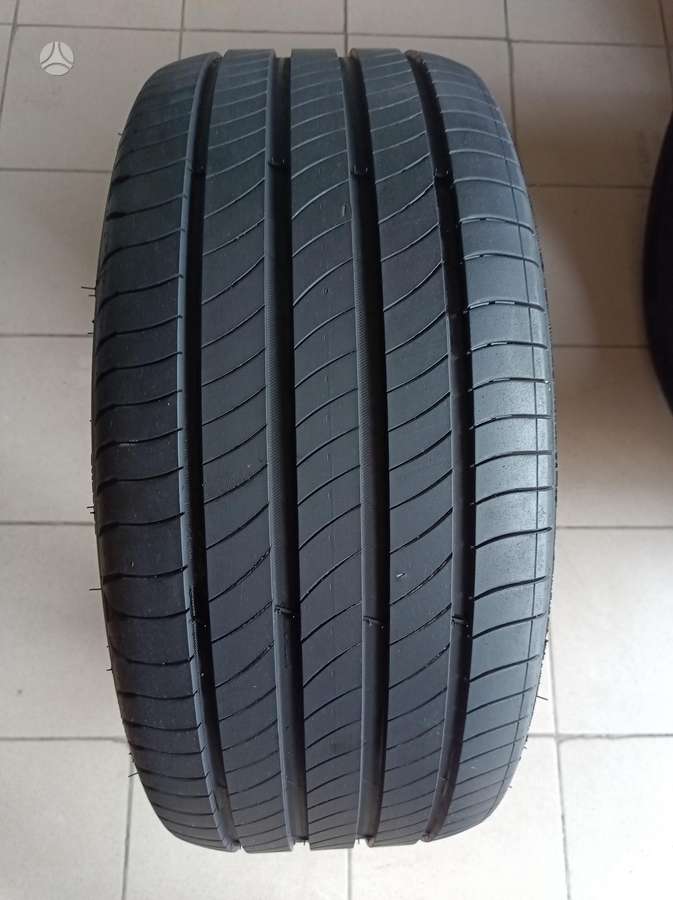 Michelin 24m., summer 245/40 R20