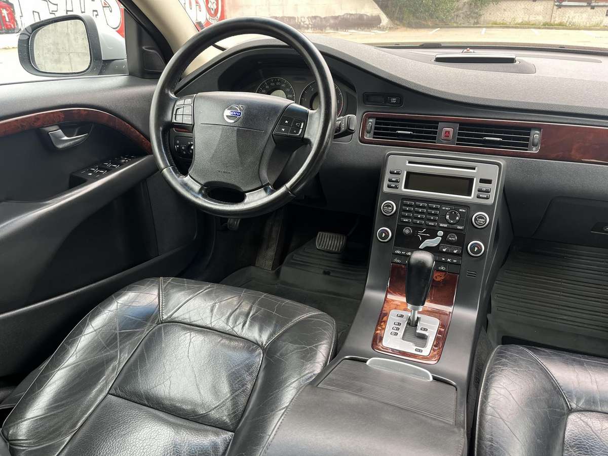 Volvo S80, 2.4 l., Седан