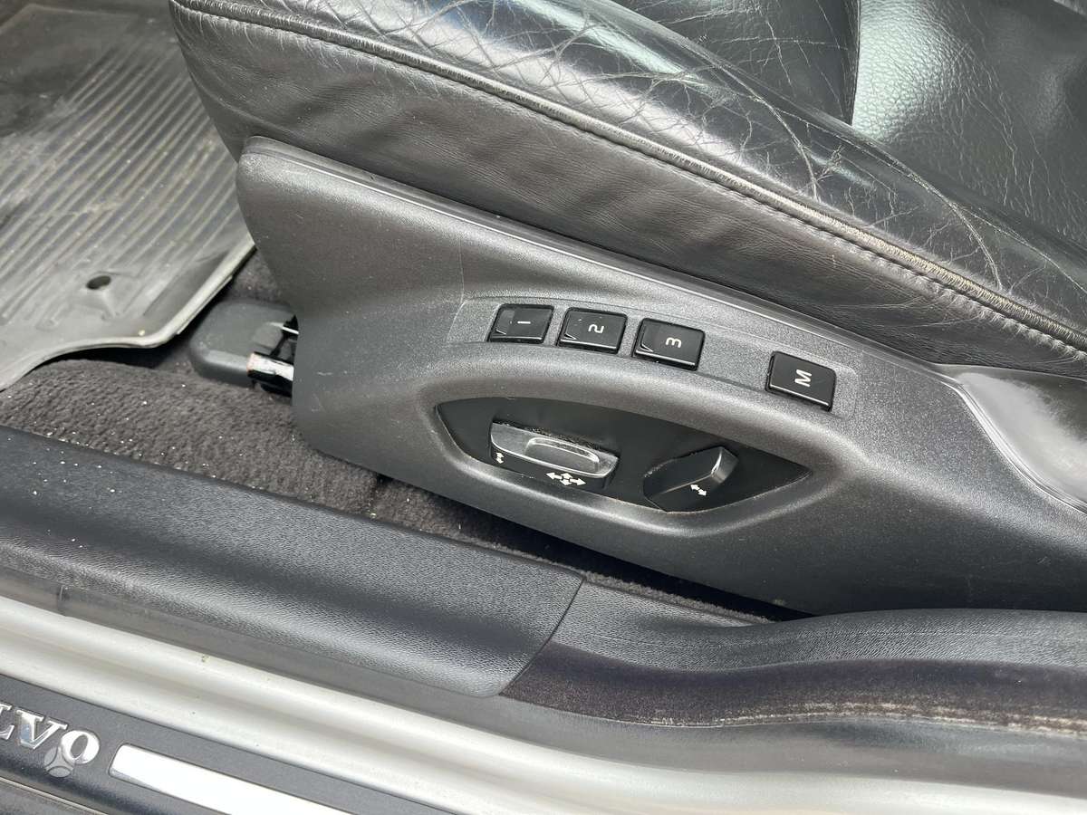 Volvo S80, 2.4 l., Седан