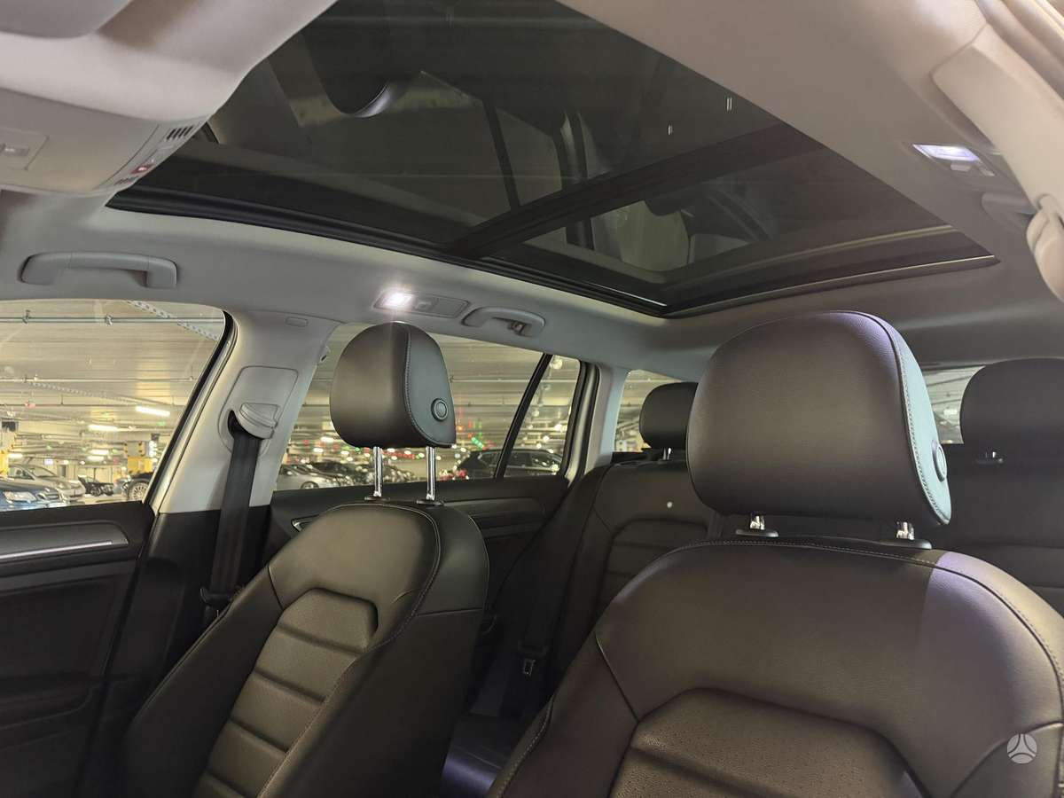 Volkswagen Golf Alltrack - 11