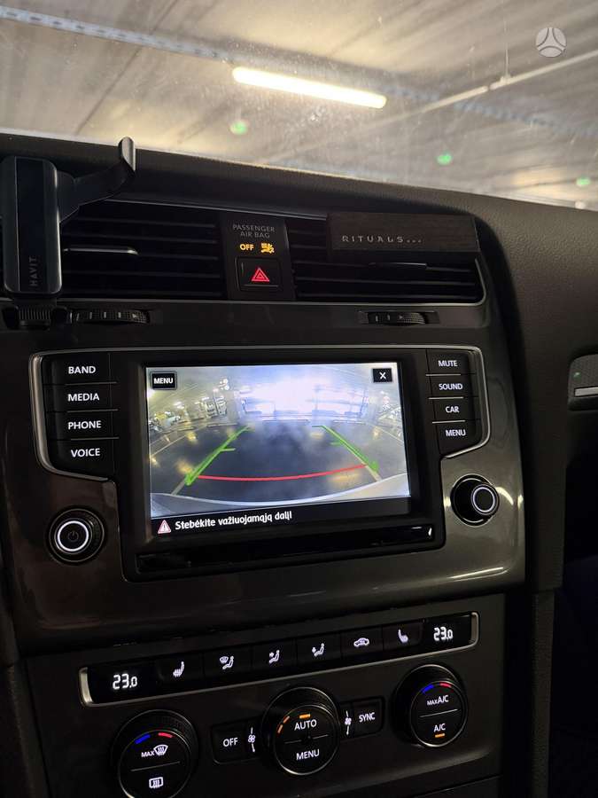 Volkswagen Golf Alltrack - 12