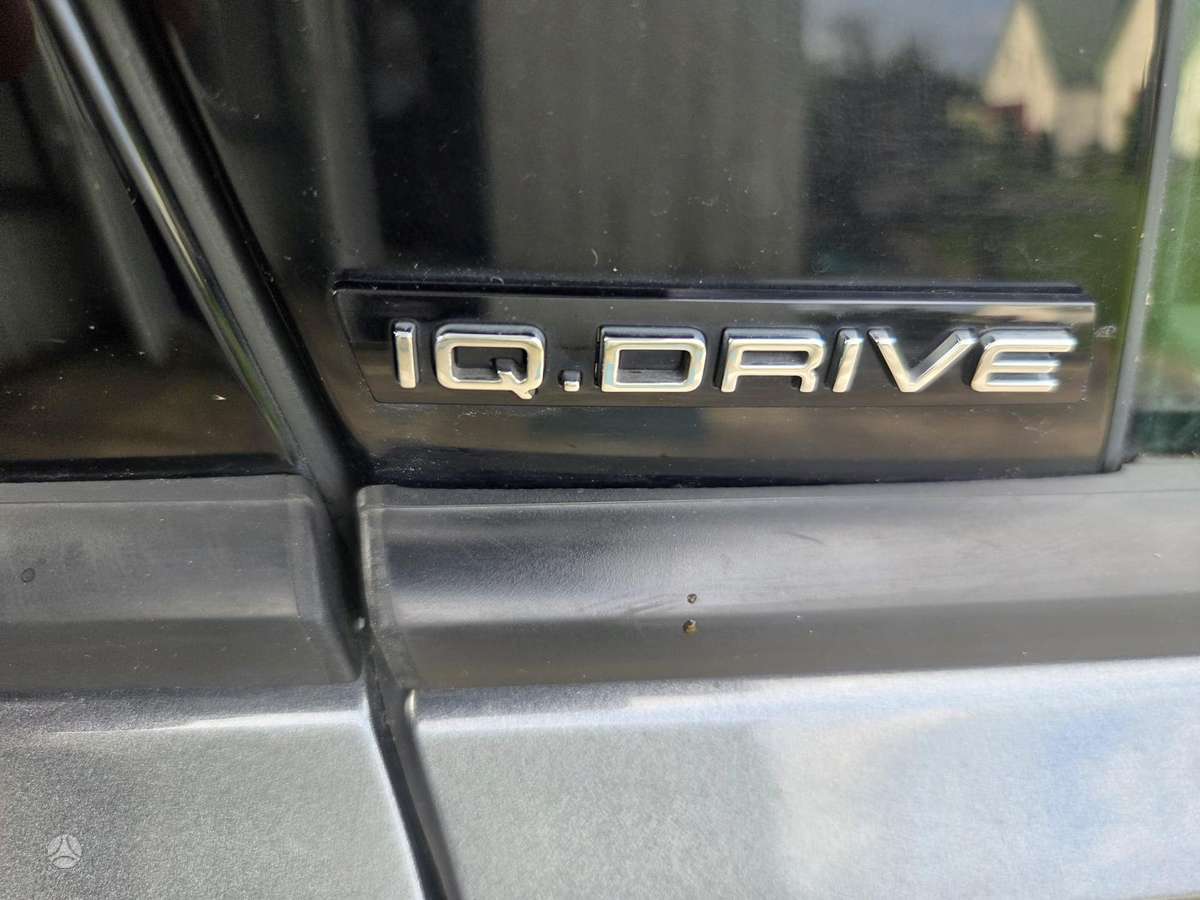 Volkswagen Golf - 2