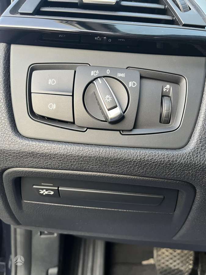 BMW 320, 2.0 l., universalas