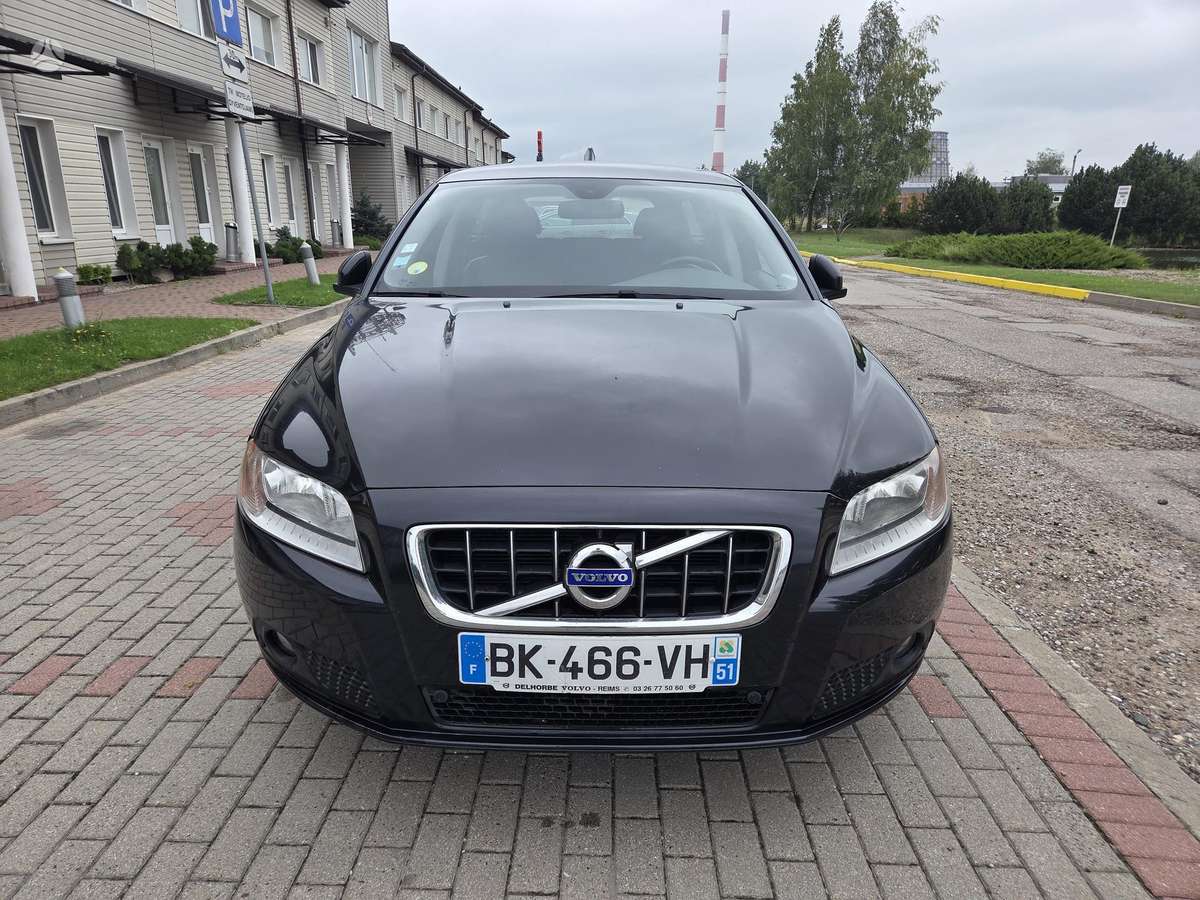 Volvo V70, 2.0 l., universalas