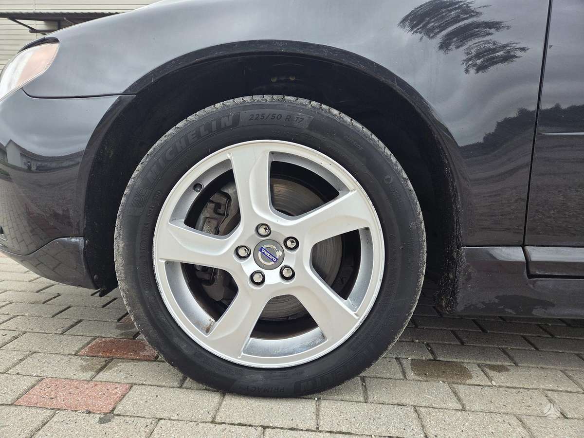 Volvo V70, 2.0 l., wagon