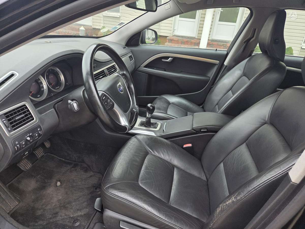 Volvo V70, 2.0 l., universalas