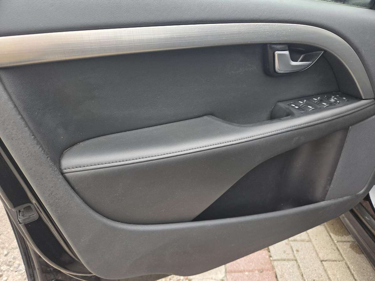 Volvo V70, 2.0 l., wagon
