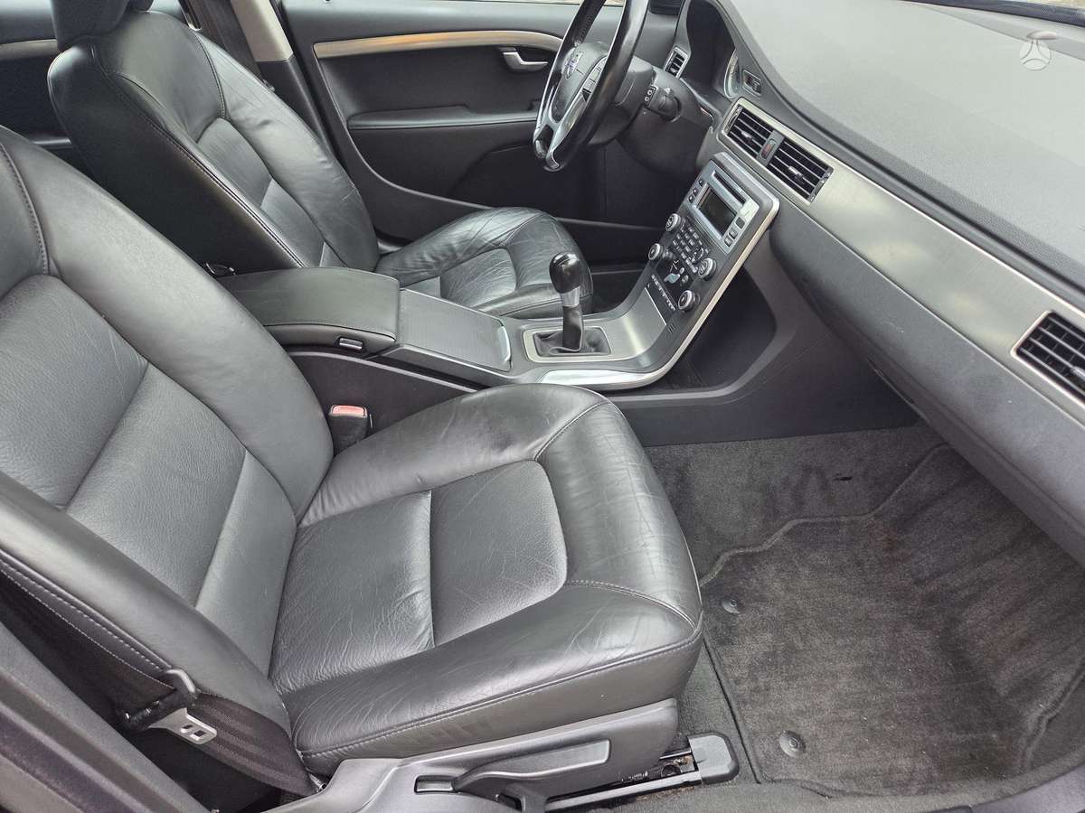 Volvo V70, 2.0 l., universalas