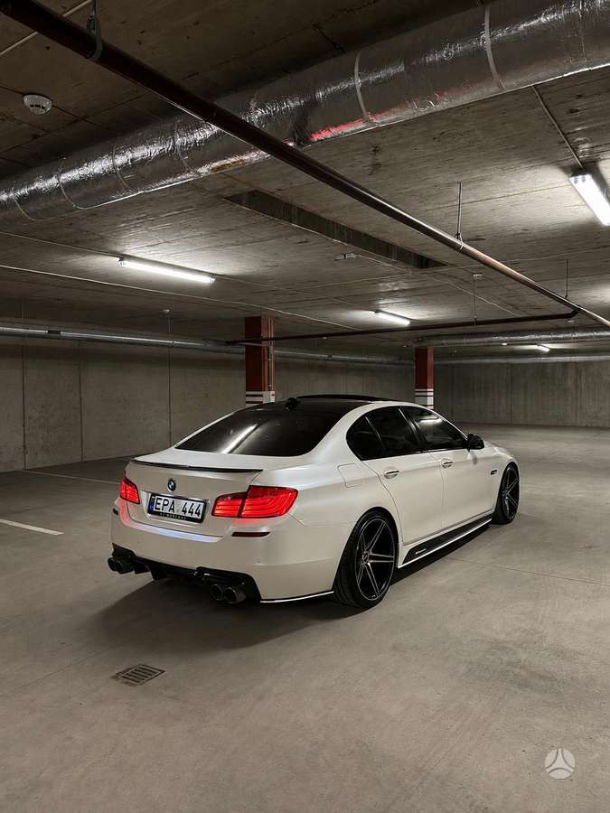 BMW 525, 3.0 l., Седан