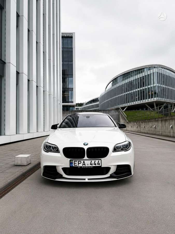 BMW 525, 3.0 l., Седан