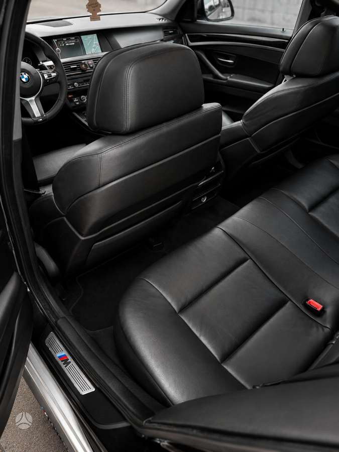 BMW 525, 3.0 l., Седан