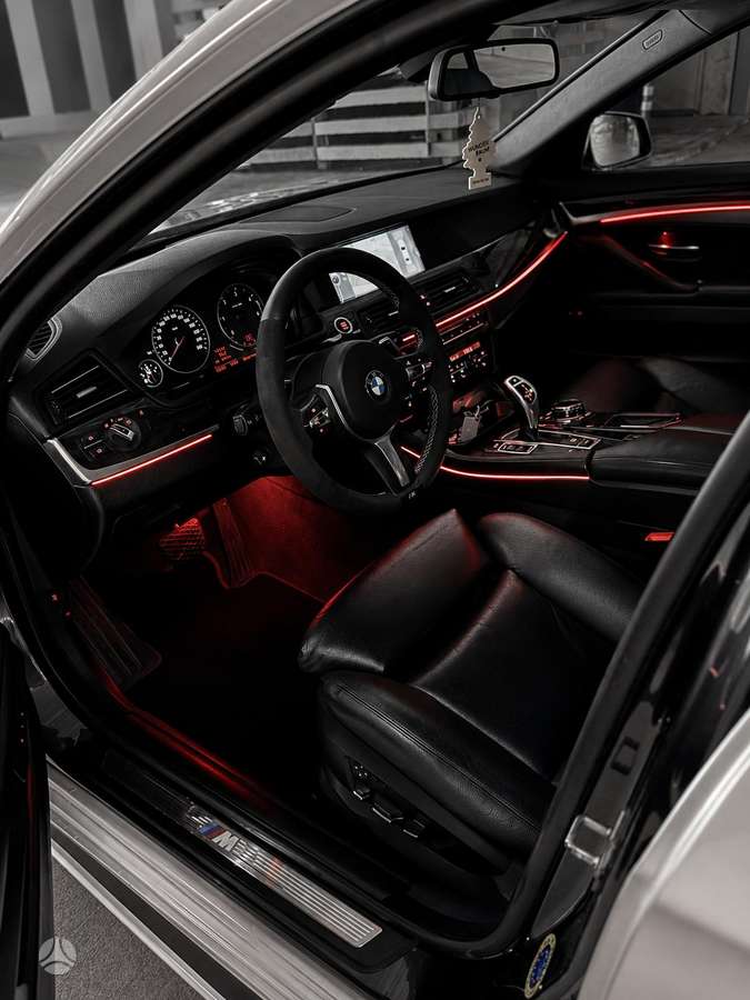 BMW 525, 3.0 l., Седан