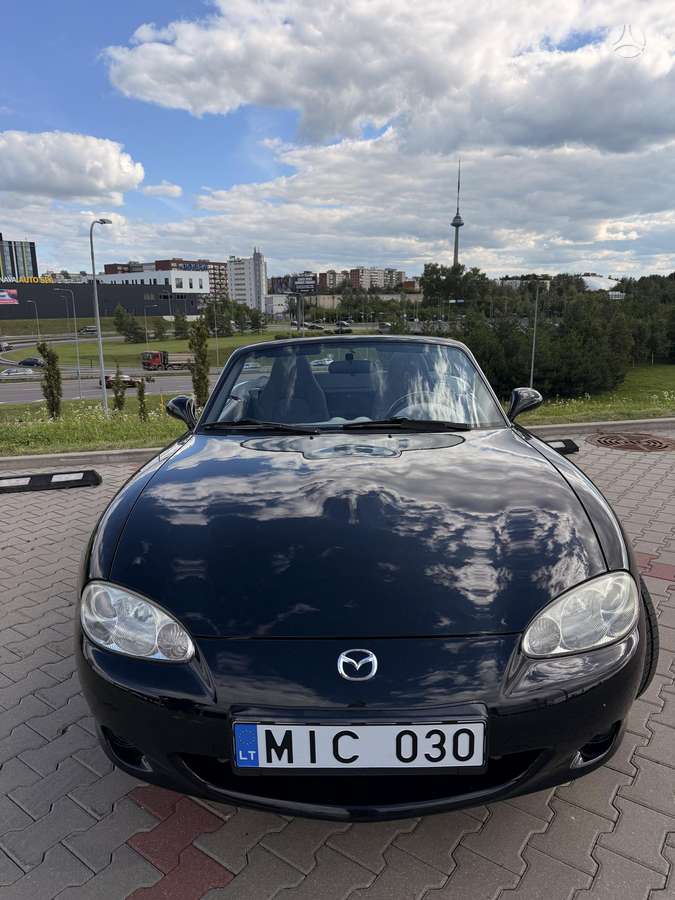 Mazda MX-5, 1.6 l., Кабриолет