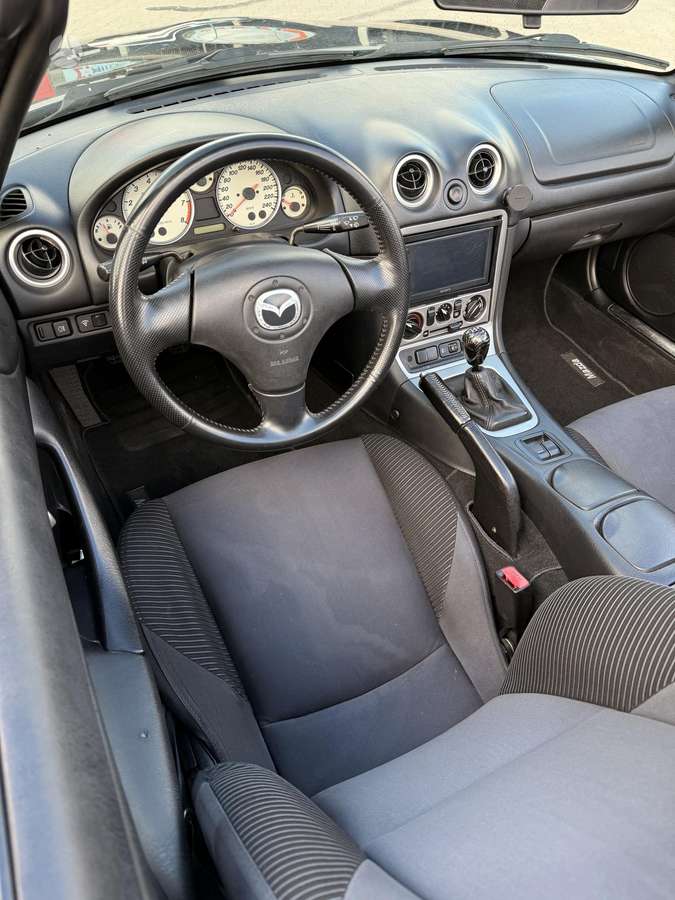 Mazda MX-5, 1.6 l., Кабриолет