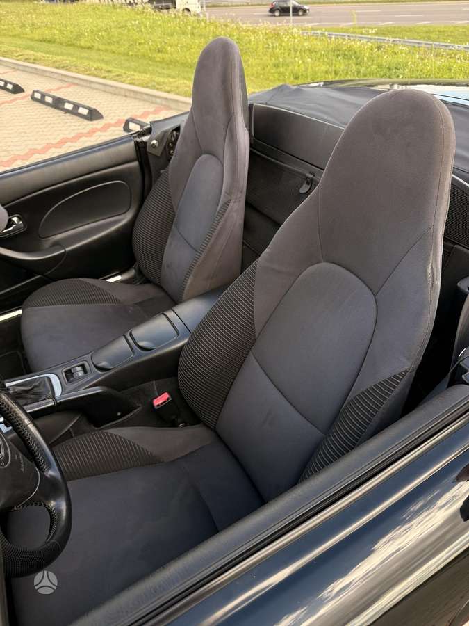 Mazda MX-5, 1.6 l., Кабриолет