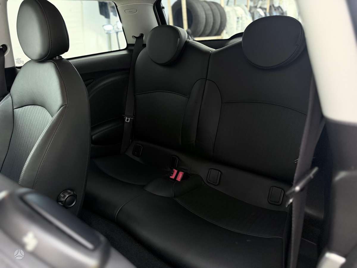 Mini Cooper S, 1.6 l., Хэтчбек