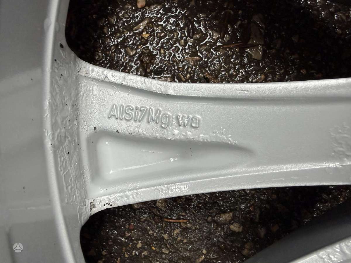 Volkswagen, light alloy, R17