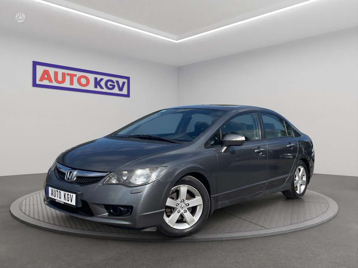 Honda Civic, 1.8 l., hatchback