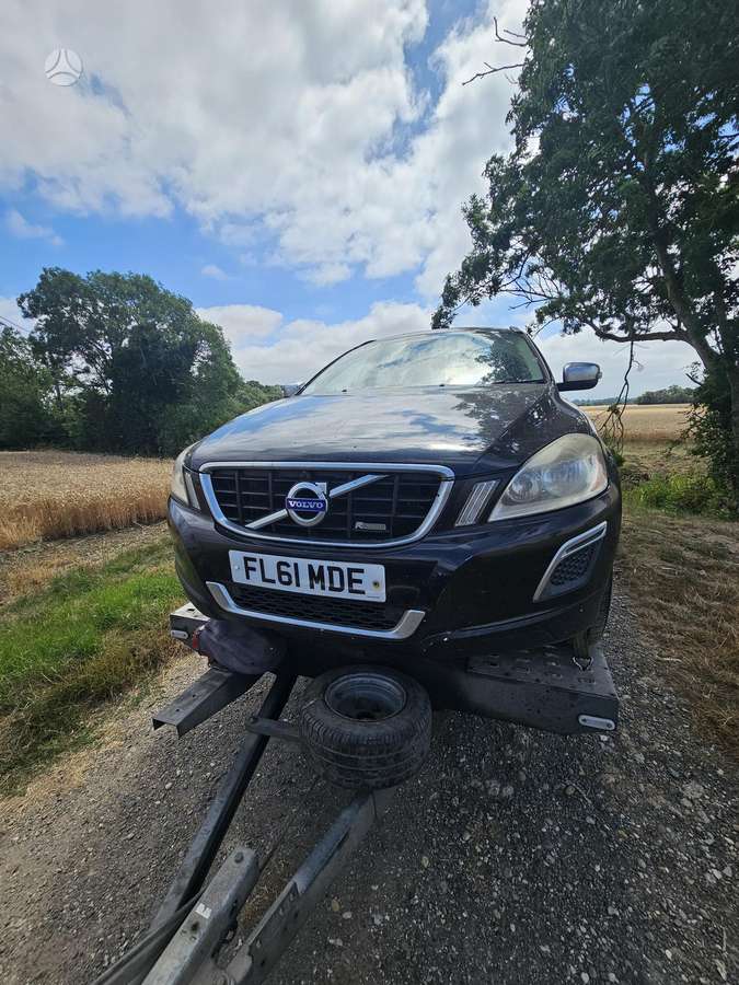 Volvo XC60 body parts