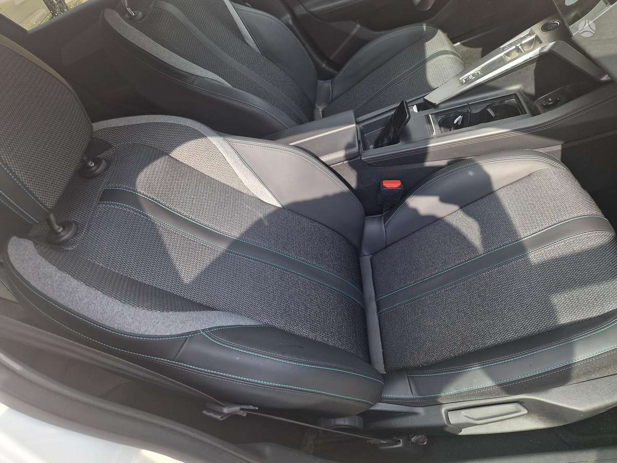 Peugeot 308 - 7