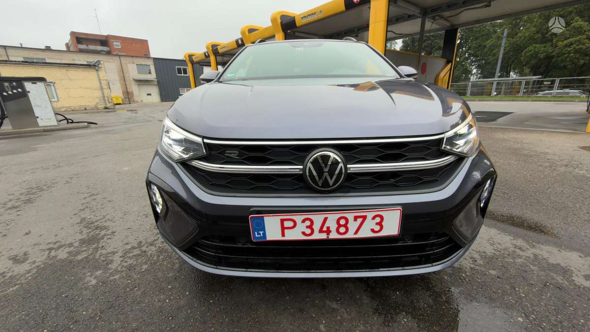 Volkswagen T-Roc - 4