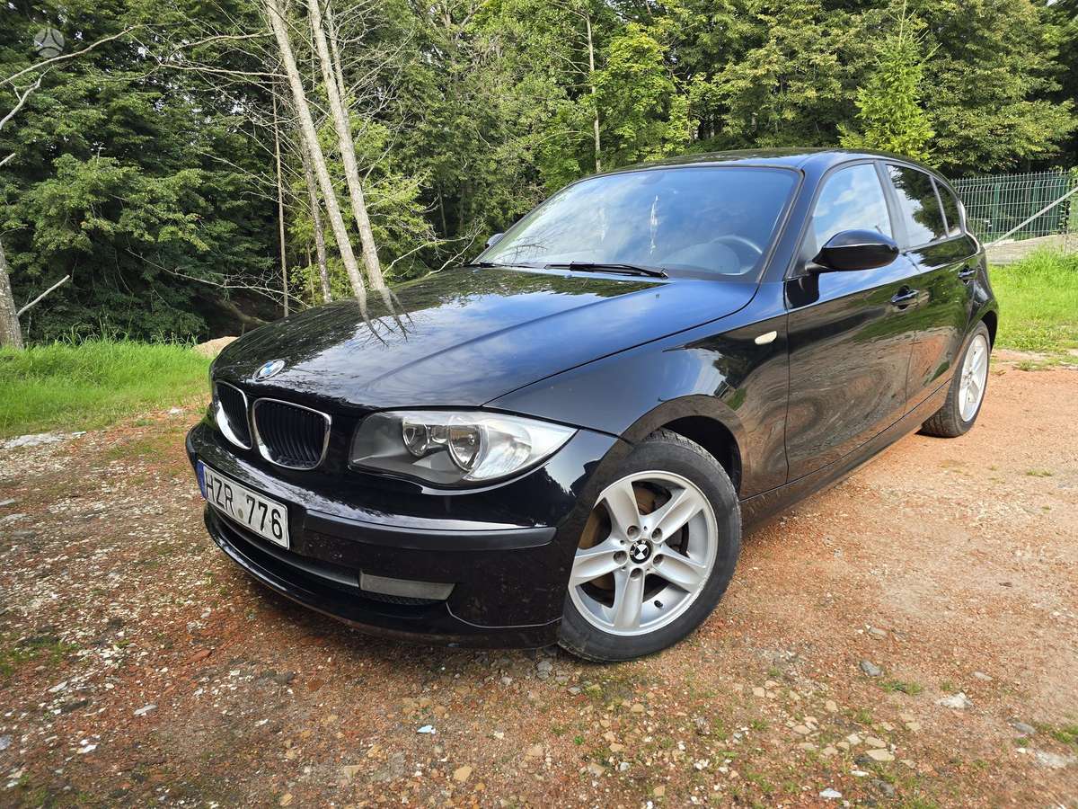 BMW 118, 2.0 l., Хэтчбек