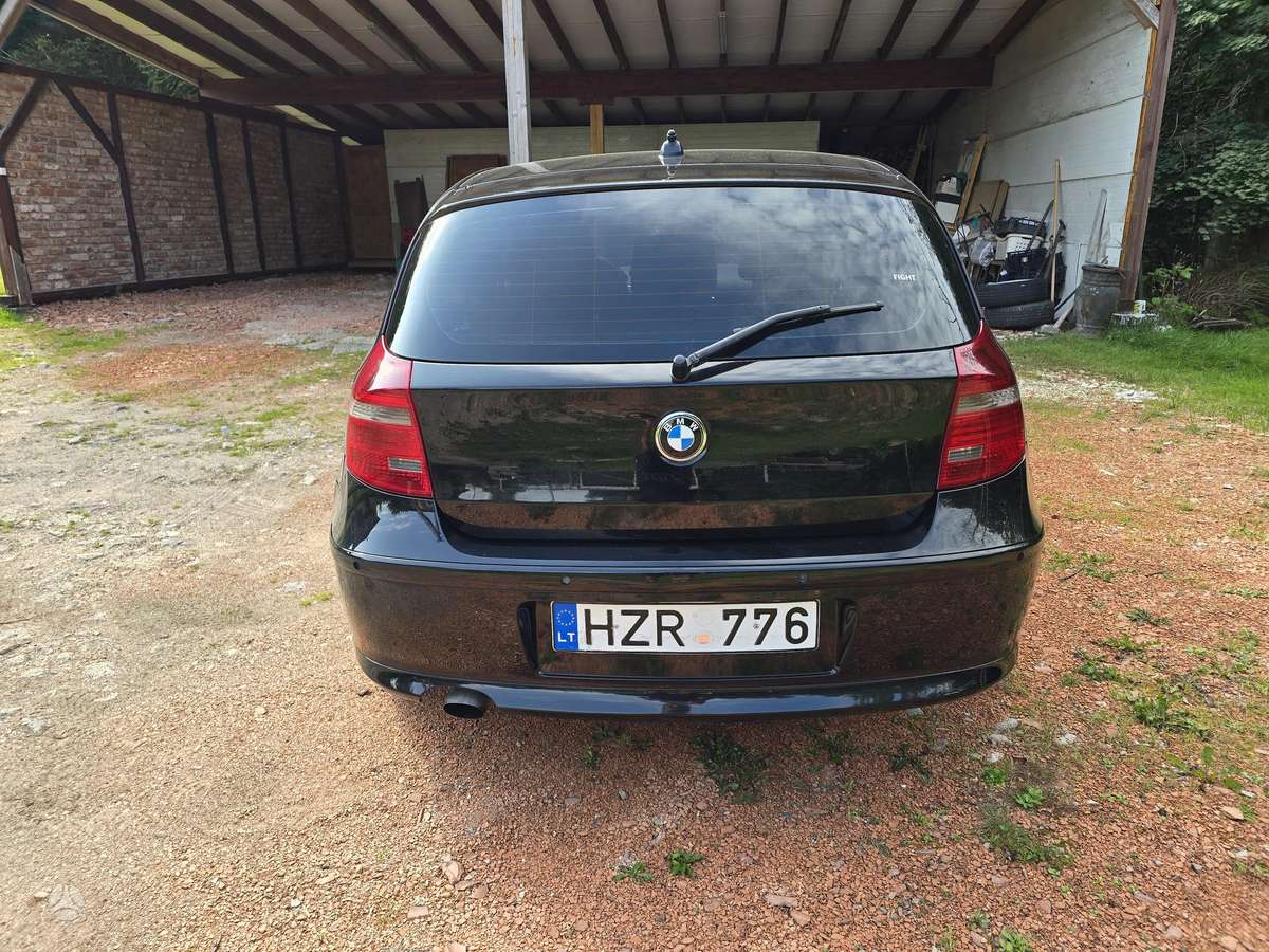 BMW 118, 2.0 l., Хэтчбек