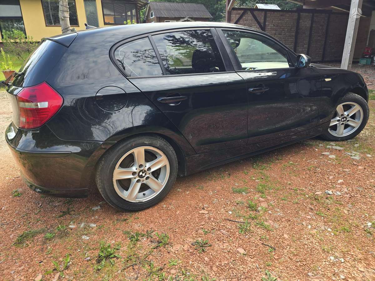 BMW 118, 2.0 l., Хэтчбек