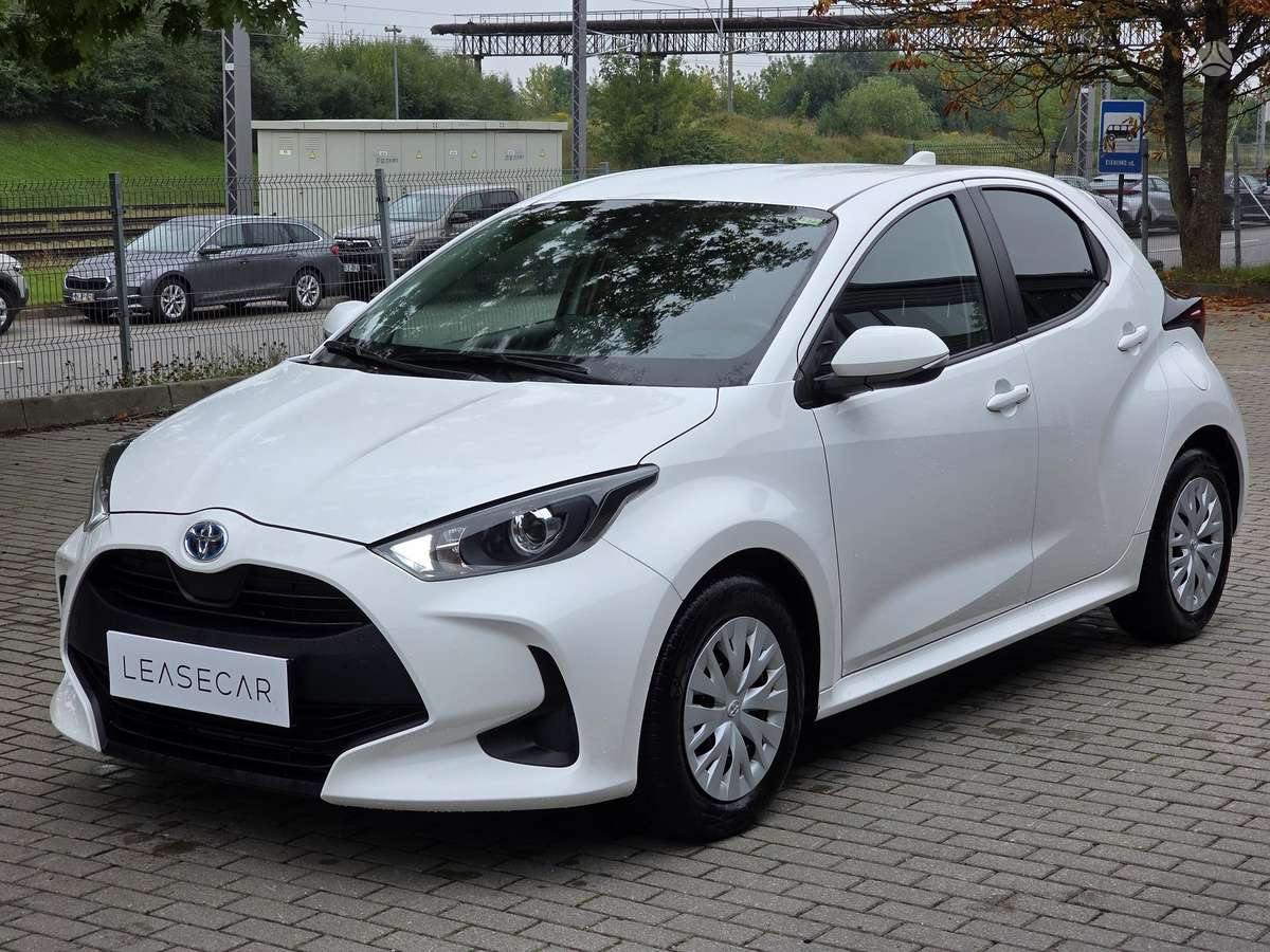 Toyota Yaris - 1