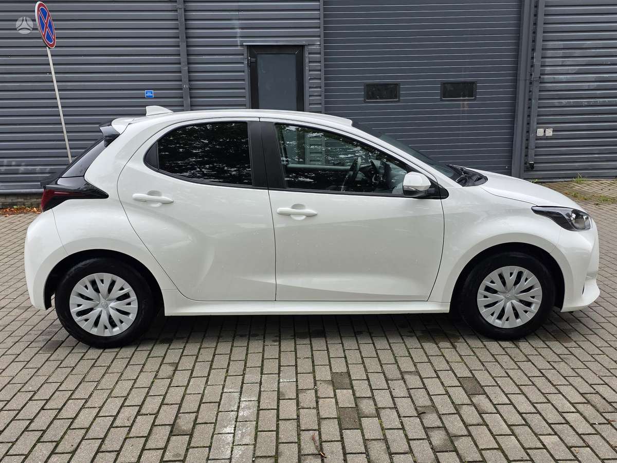 Toyota Yaris - 7