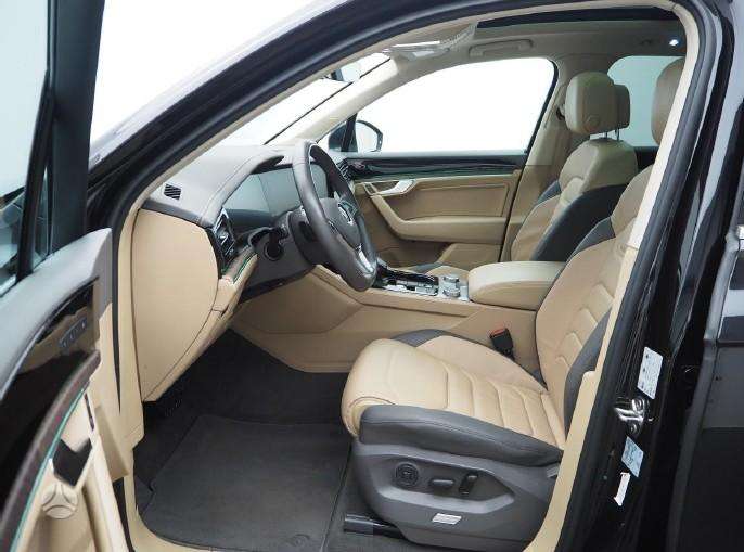 Volkswagen Touareg - 5