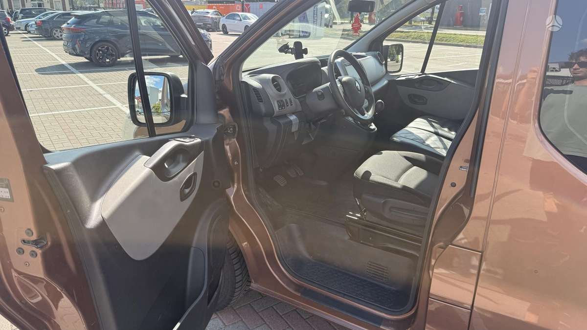 Renault Trafic, 1.6 l., Минивэн