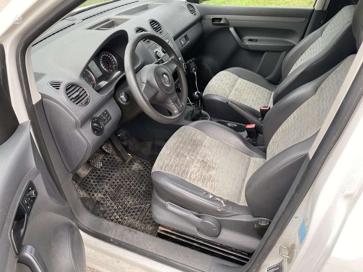 Volkswagen Caddy Maxi - 6