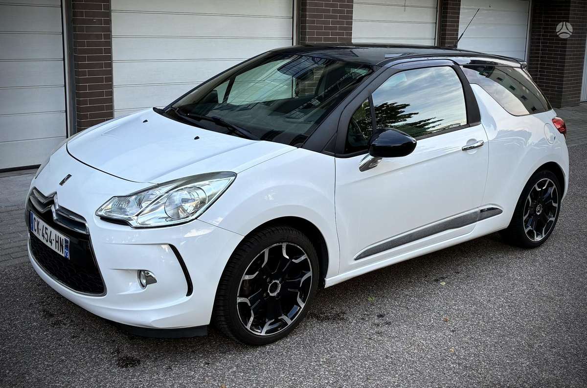 Citroen DS3, 1.6 l., Хэтчбек