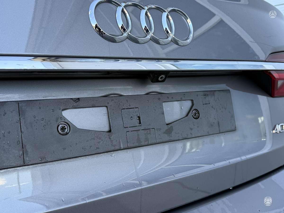 Audi A6, 2.0 l., Седан