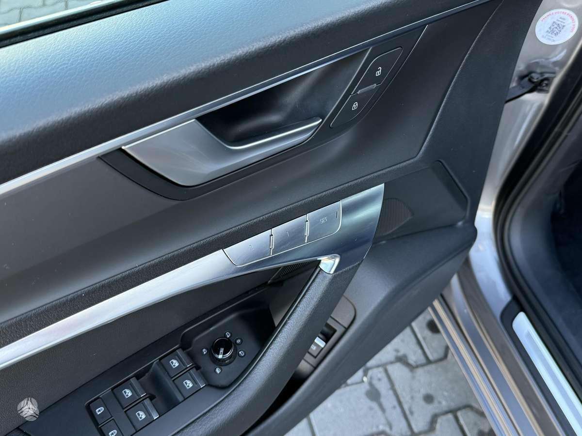 Audi A6, 2.0 l., Седан