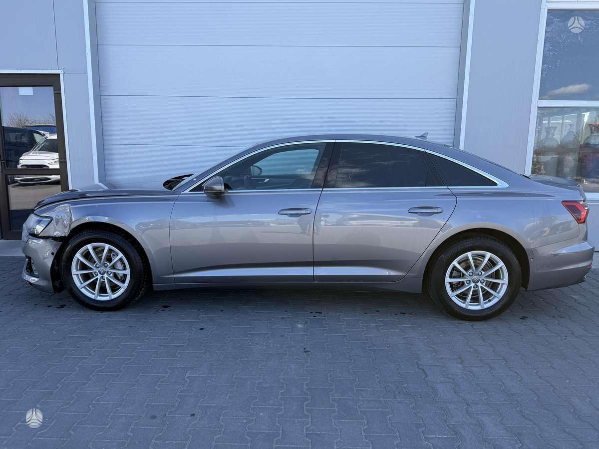 Audi A6, 2.0 l., Седан