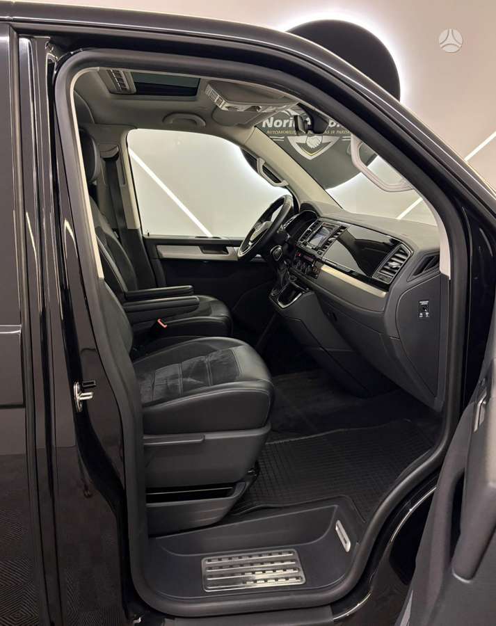 Volkswagen Multivan, 2.0 l., Минивэн