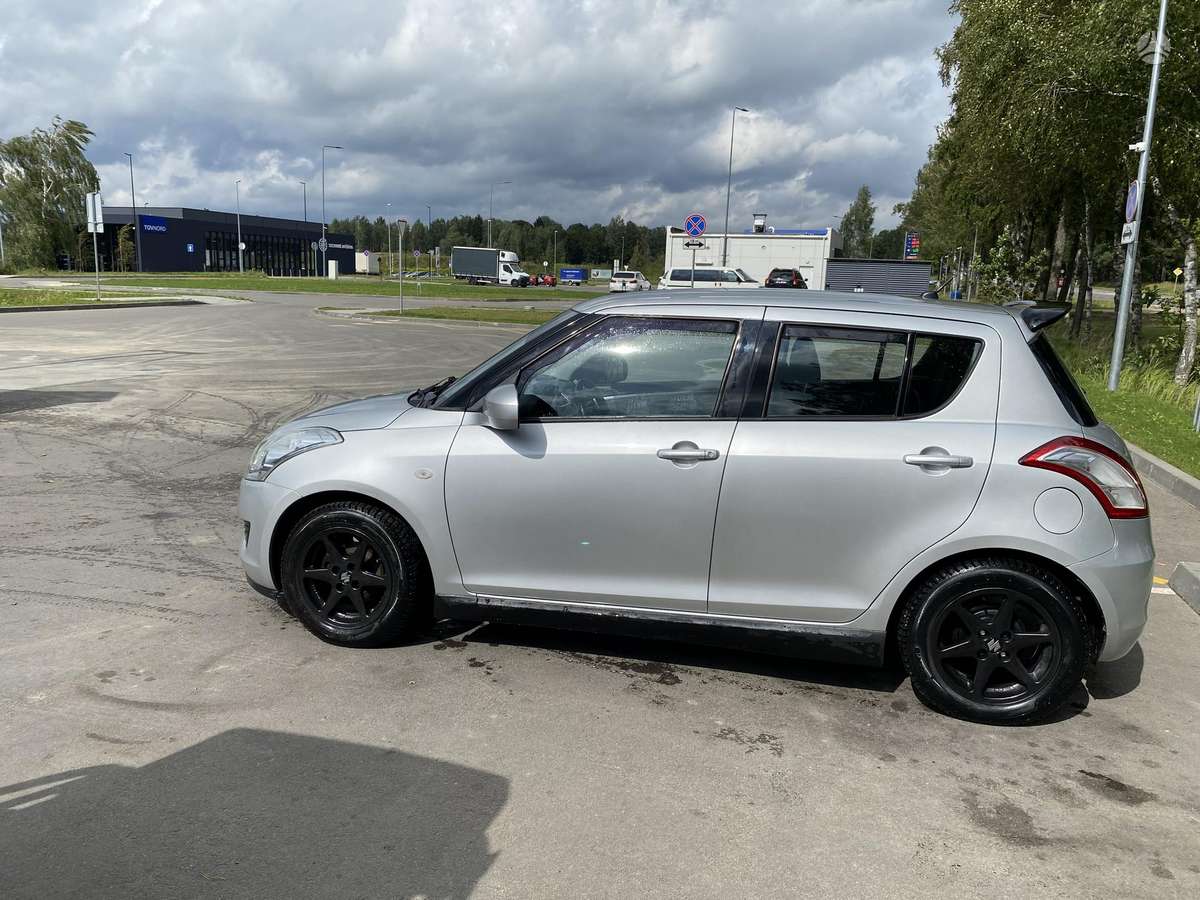 Suzuki Swift - 6