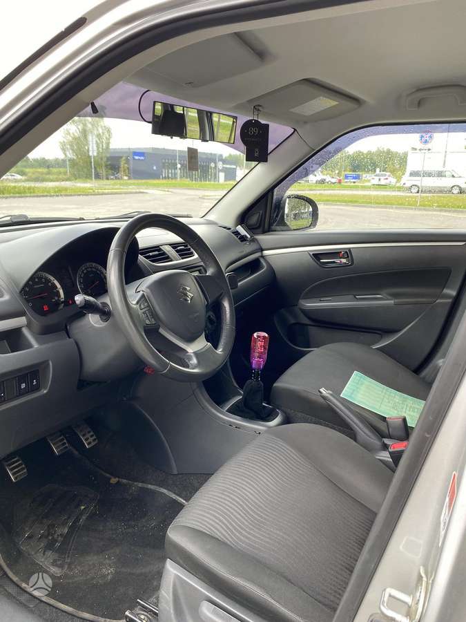 Suzuki Swift, 1.2 l., hatchback