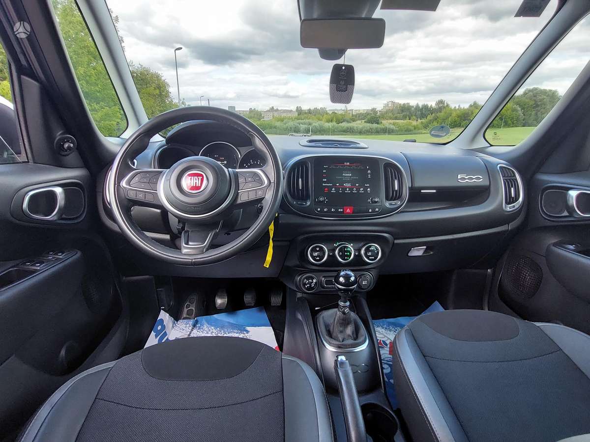 Fiat 500L, 1.6 l., hatchback