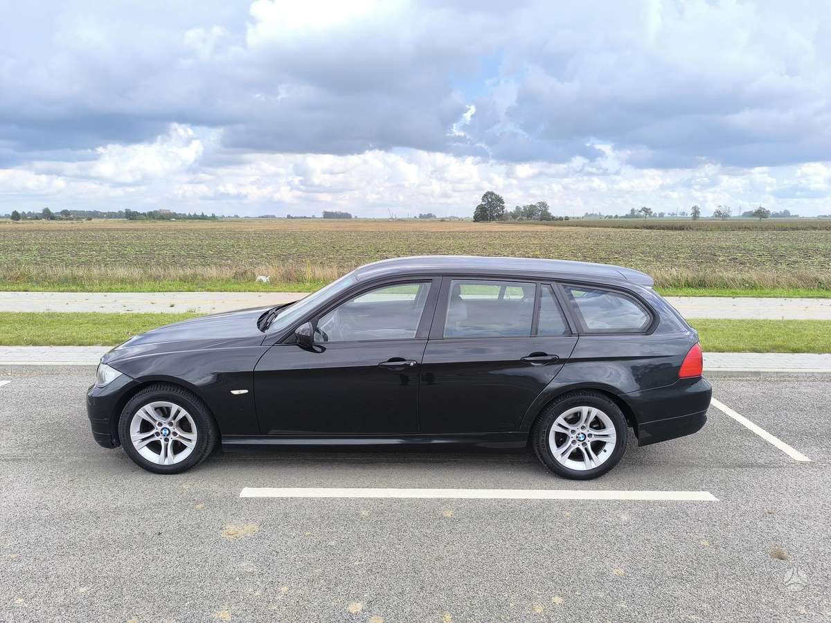 BMW 320, 2.0 l., wagon