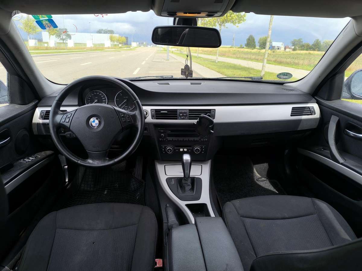 BMW 320, 2.0 l., wagon