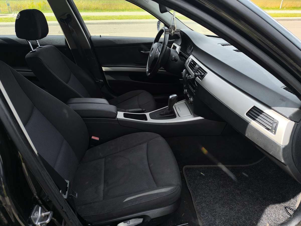 BMW 320, 2.0 l., wagon
