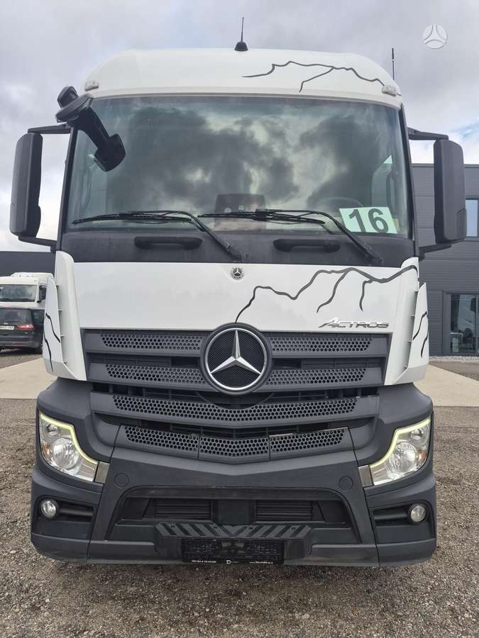 Mercedes-Benz Actros 1848, single sleeper