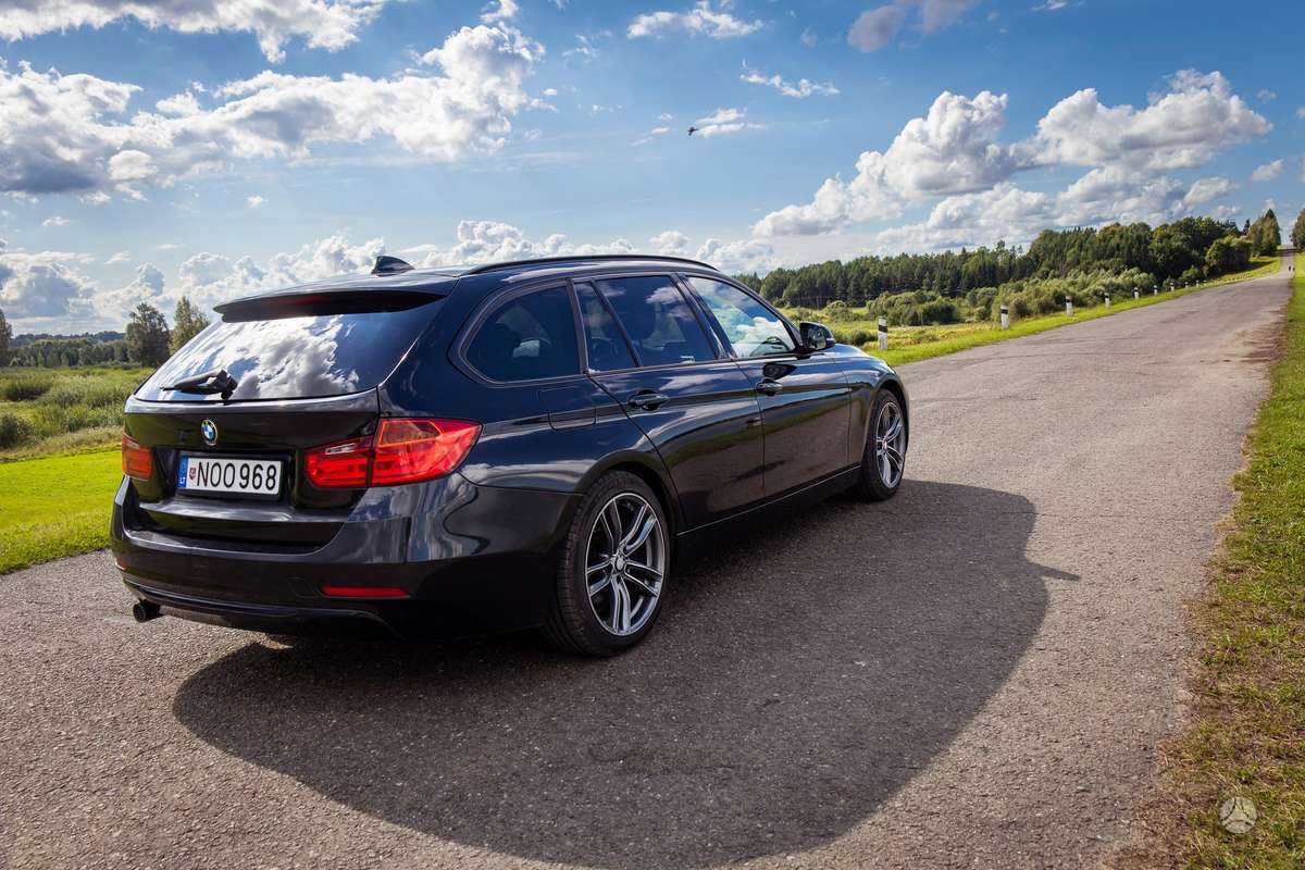 BMW 320, 2.0 l., wagon