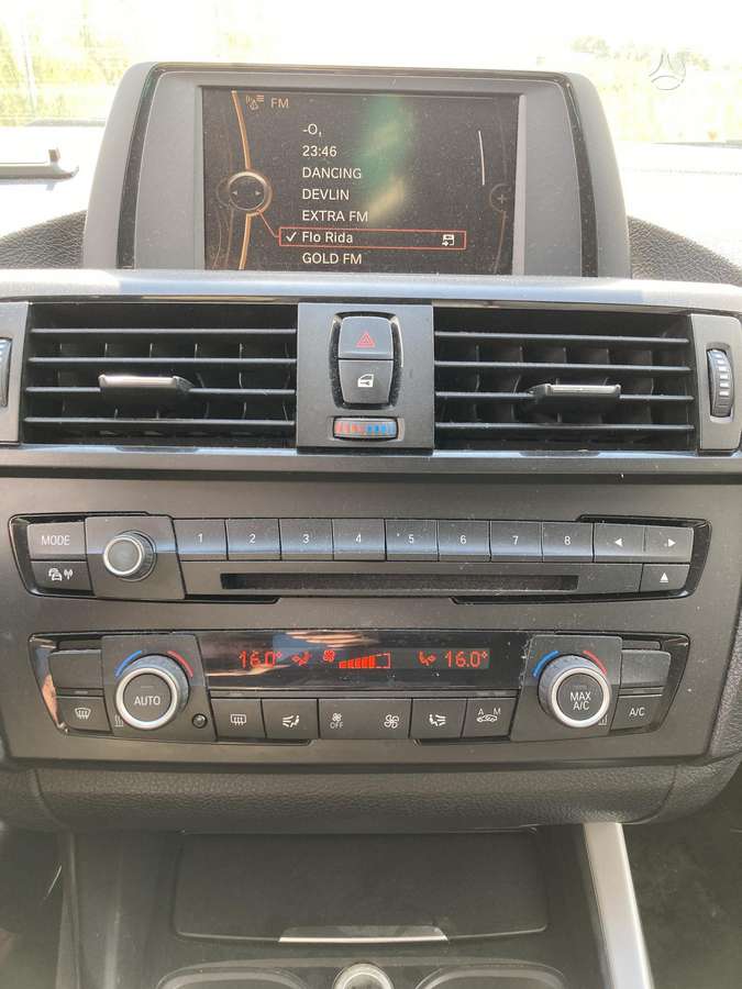 BMW 116, 2.0 l., Хэтчбек